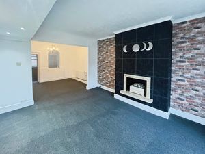 Lounge- click for photo gallery